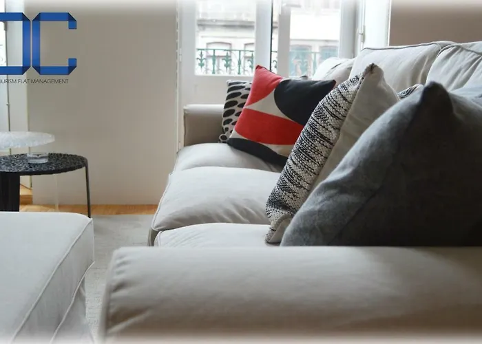 Dragon House By Jc *