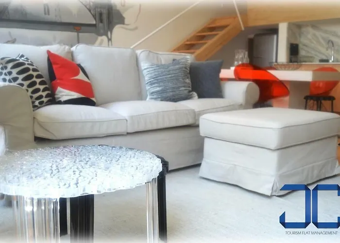 Dragon House By Jc * Porto